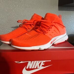 Men’s Nike Orange Prestos- size 14